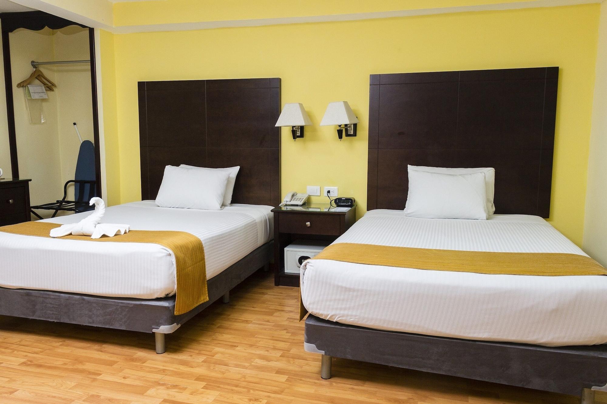 Hotel Madan Cárdenas Bagian luar foto