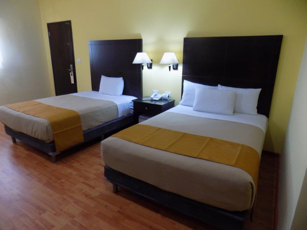 Hotel Madan Cárdenas Bagian luar foto